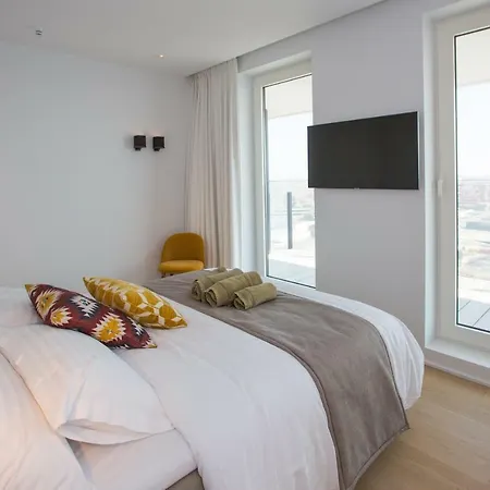 Penthouse Baelskaai Oosteroever Met Haven & Zeezicht - Vosproperties Ostend
